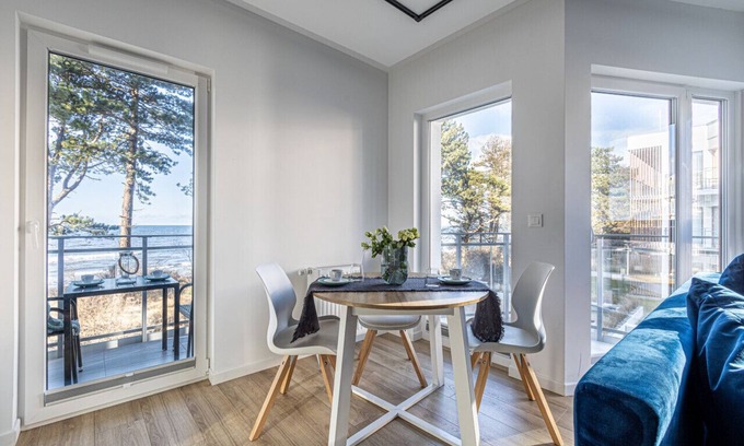 Gaski Appartement | 2Homerent | Amazing Sea View | Beachside | Parking