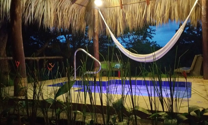 San Juan del Sur Maison | 2 km de la ville entièrement équipé 2B / 2B avec jacuzzi extérieur et piscine partagée