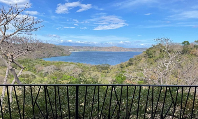 Papagayo Peninsula Copropriété | 2.5 Million Dollar 3bd Condo Offering A Five Star Experience & Accommodations