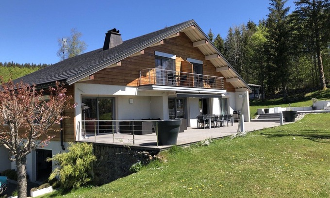 Les Rousses Appartement | Le Chalet des Noisettes appartement La Dôle 3* avec garage privé