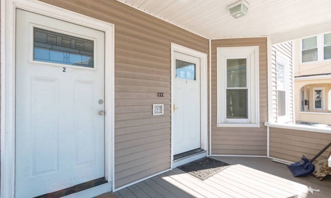 East Somerville Appartement | 3 bd 2 ba Unit