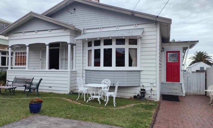 Northcote Maison | ✨3 Bdrm Guest Suite in 1920s Bungalow, North Shore