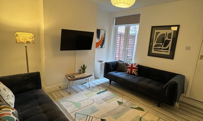 Erdington Maison | 3-Bed House, Birmingham.