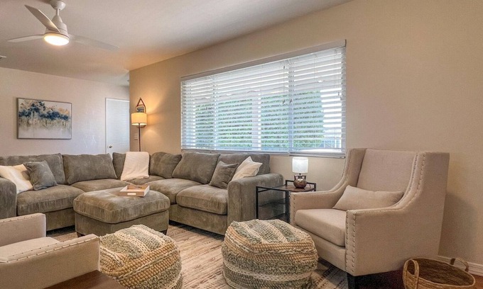 Sun City Maison | 3-bed house in lovely 55+ community on the golf course in Sun City AZ with AC