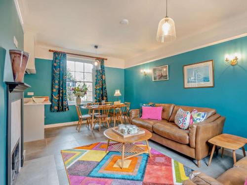 Dedham Maison | 3 Bed in Dedham 94016