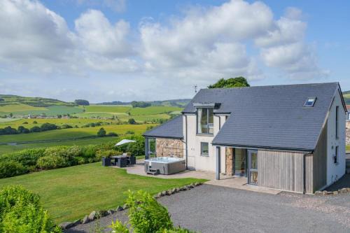 Cupar Maison | 3 Bed in Newburgh oc-h32592