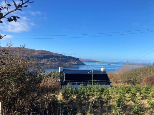 Stein Maison | 3 Bed in Waternish 93005