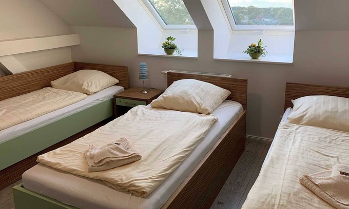 Putbus Maison | Chambre à 3 lits Confort - Parkhotel Putbus du nord
