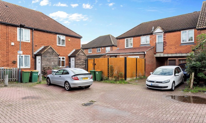Newham Maison | 3 Bed, Sleeps 6, Free Parking, Wifi
