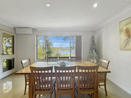 North Batemans Bay Appartement | 3 Bed Unit Amongst the Treetops in Batemans Bay