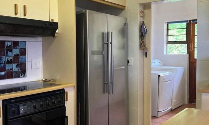 Glentana Maison | 3-Bedr Holiday Home, 5-min Walk to Beach, Seaview!