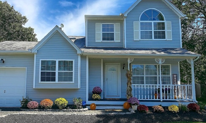 Coram Maison | 3 Bedroom House in Port Jefferson