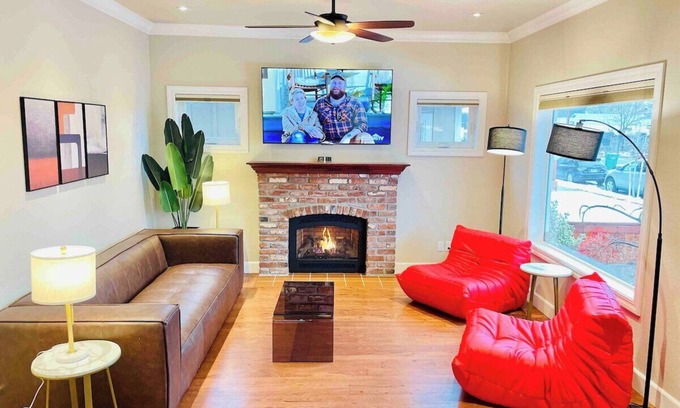 Old Southwest Maison | 3 bedroom & 2 bathroomhouse/Midtown/Sleeps 11