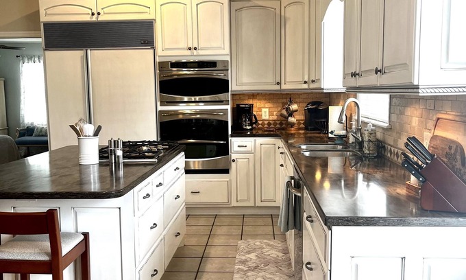 Buchanan Maison | 3 bedroom, 3 bath home