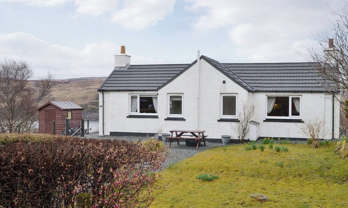 Beinn Orasaigh Cottage | Hébergement 3 chambres à Fernilea, près de Portree
