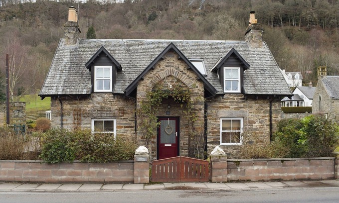 Aberfeldy Cottage | Hébergement de 3 chambres à Weem, près d'Aberfeldy