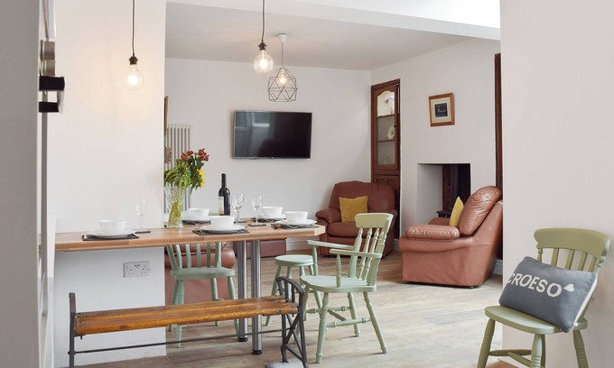 Trimsaran Cottage | Hébergement de 3 chambres à Trimsaran, près de Kidwelly