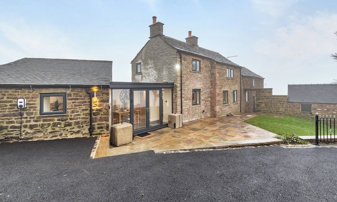 Longnor Cottage | A secluded, beautiful property that has been lovingly restored into a place your family can enjoy.