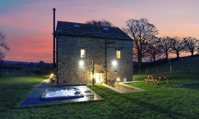 Airton Cottage | Robcross Barn has been designed with luxury and comfort in mind.