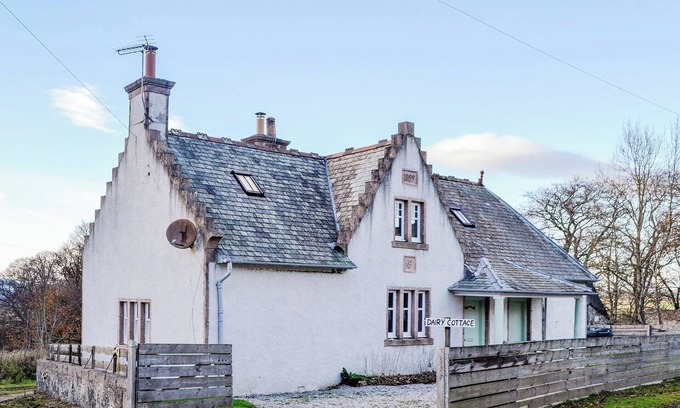 Alford Cottage | Hébergement de 3 chambres à Whitehouse, près d'Alford