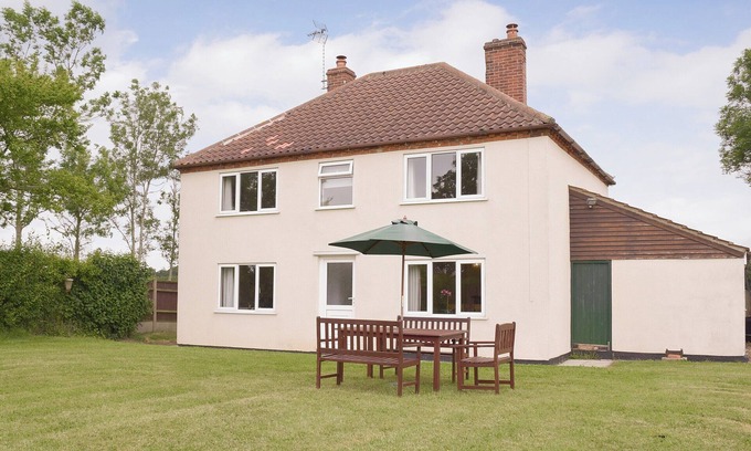 Beccles Cottage | Hébergement 3 chambres à Frostenden, près de Beccles