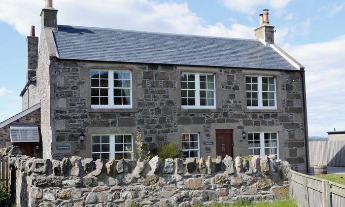 Cupar Cottage | Hébergement en 3 chambres à Newburgh, Fife