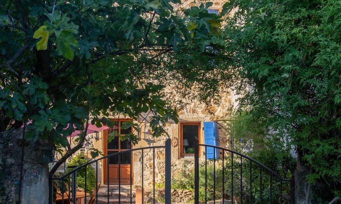 Sabran Autre | Vrbo Property