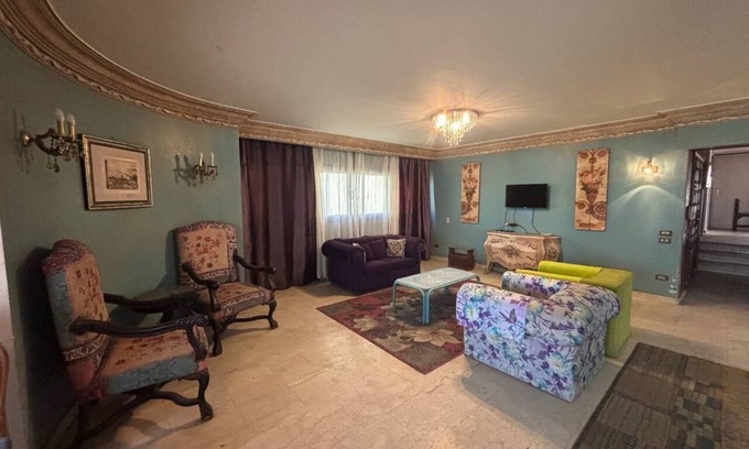 Al-Khalifa Appartement | 3-bedroom apartment in charming Cairo Governorate with WiFi, AC