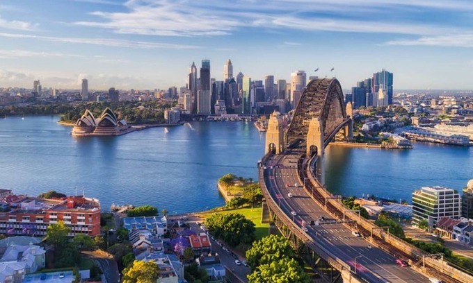 Surry Hills Appartement | 3 Bedroom Apartment @Castlereagh Street, Sydney CBD