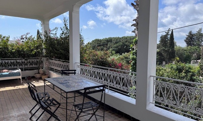 Carthage Appartement | 3-bedroom apartment in phenomenal Carthage with WiFi, AC