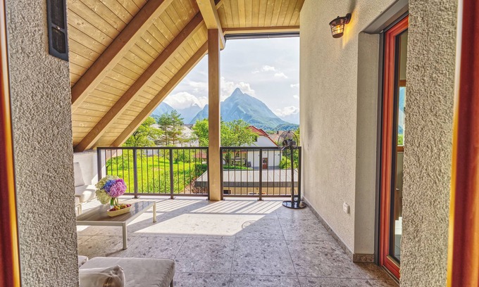 Bovec Appartement | 3-bedroom apartment with stunning moutain views and large terrace