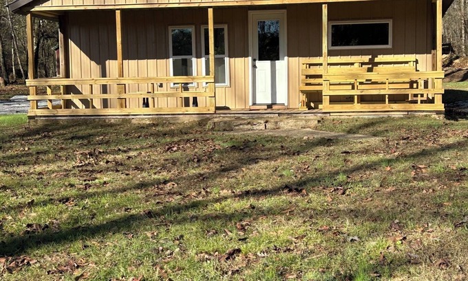Combs Cabine | 3 bedroom cabin in Combs AR Mill Creek Rd Closest rental to the Trailhead.