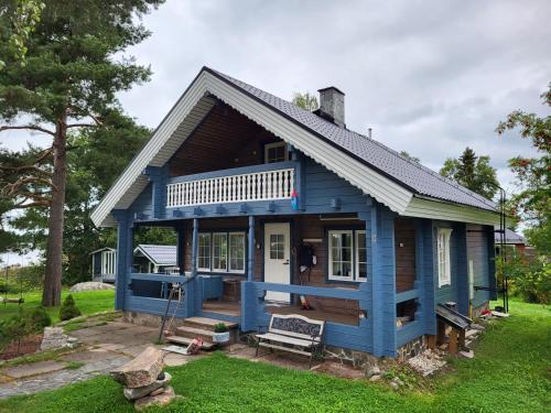 Vaasa Maison | 3 Bedroom Cottage with Sauna by the Sea