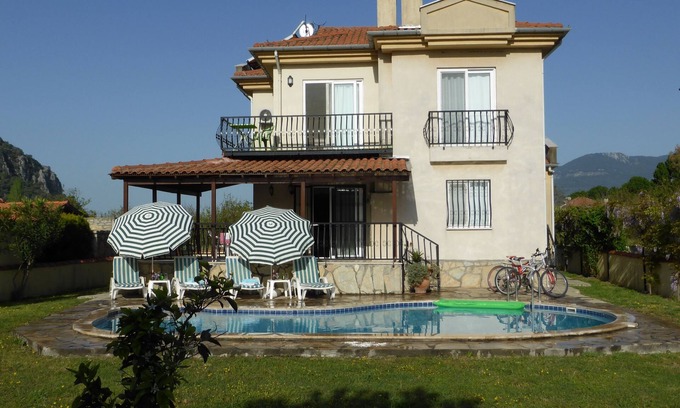 Ortaca Villa | 3 Chambre Villa avec piscine privée et merveilleuse vue sur la montagne