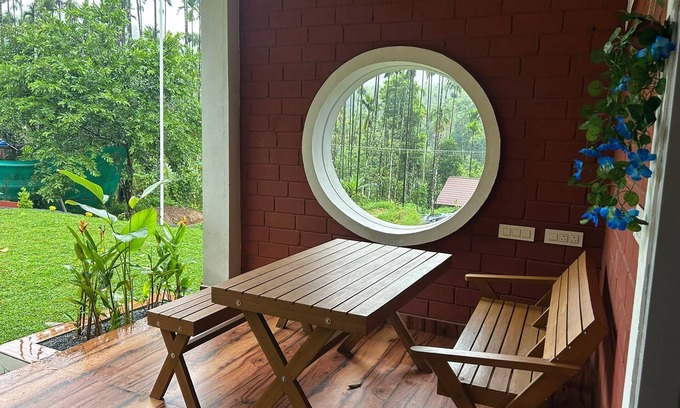 Mannarkkad Autre | 3-bedroom farmhouse in beautiful Attappadi