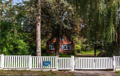 Neukloster Maison | 3 Bedroom Gorgeous Home In Neukloster