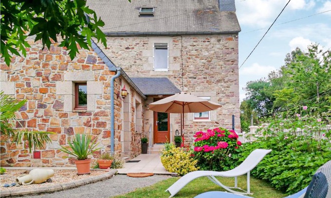 Le Faouet Maison | 3 Bedroom Gorgeous Home In Le Faouët