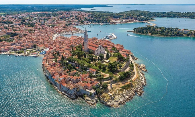 Sveti Lovrec Maison | Superbe maison à Jural avec WiFi