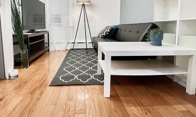 Auburndale Maison | 3-bedroom home (with Free-Parking) 10mins to LGA & 20mins to JFK