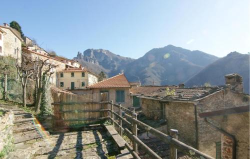 Stazzema Appartement | 3 Bedroom Nice Apartment In Stazzema