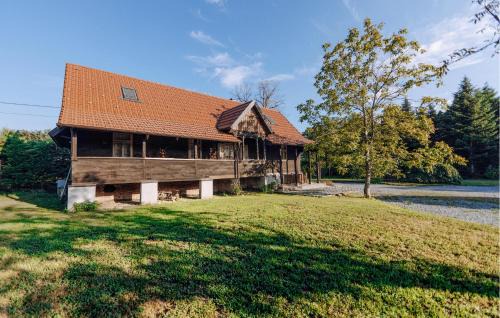 Ivanic-Grad Maison | 3 Bedroom Nice Home In Derezani