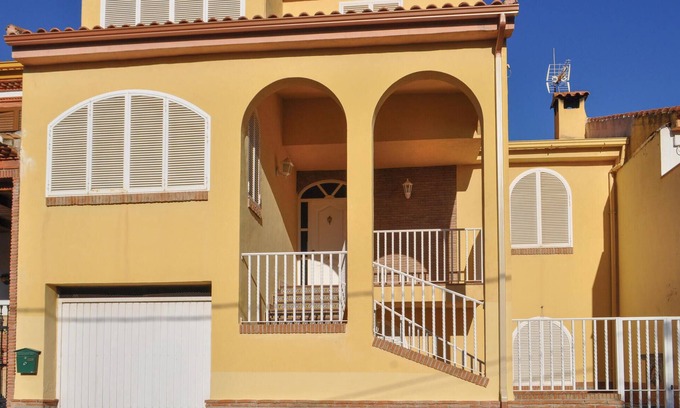 Moclin Maison | Belle maison de 3 chambres à Olivares