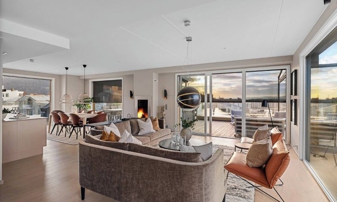 Gamle Oslo Appartement | 3-bedroom penthouse in delightful Oslo, large private terracce , amazing view