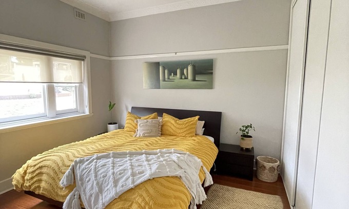 Brunswick West Maison | 3 Bedroom renovated inner city home with games room and entertainment retreat!