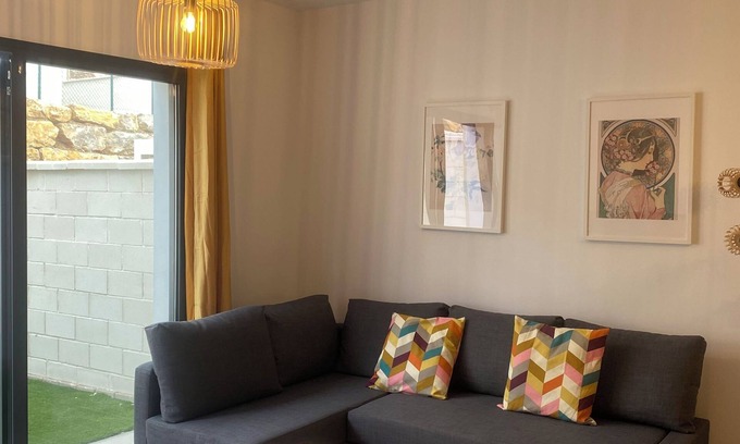 Benajarafe Maison | 3-bedroom townhome in amazing Benajarafe with AC, WiFi