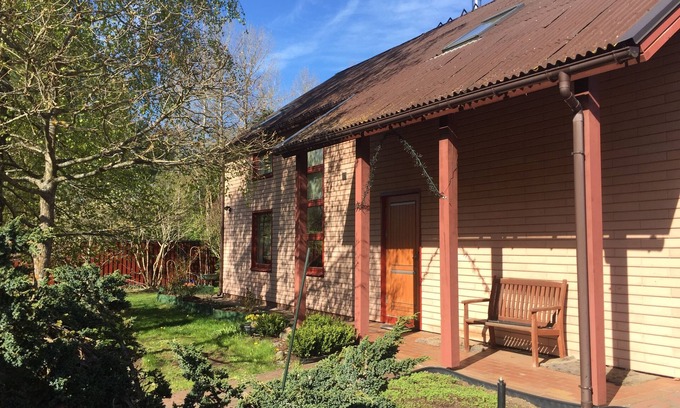 Haabersti Villa | Villa avec jardin dans la banlieue calme de Tallinn près de la côte et de la plage