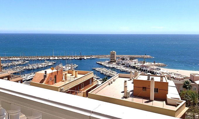 Aguadulce Appartement | Grand appartement - Balcon - Magnifique vue sur la mer - WIFI - 7 personnes