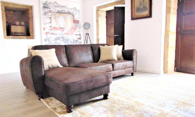 Cimbres Maison | 3 bedrooms house with garden at Salzedas