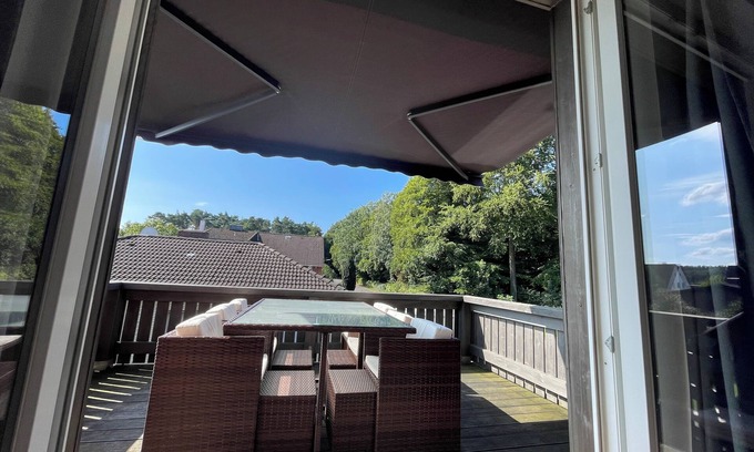 Hagenburg Appartement | 3 bedrooms l Steinhuder Meer l South-facing balcony l Forest view l Refurbished