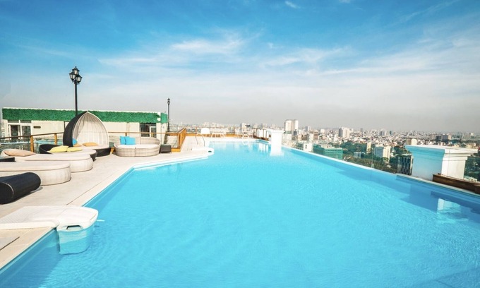 Phuong 6 Appartement | Appartement de luxe de 3 chambres, piscine Skyline, à 1 km du marché de Ben Thanh